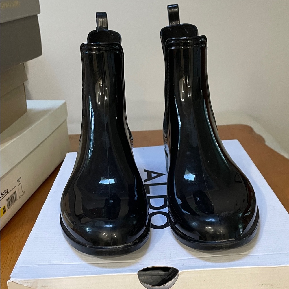 Aldo rain boots.